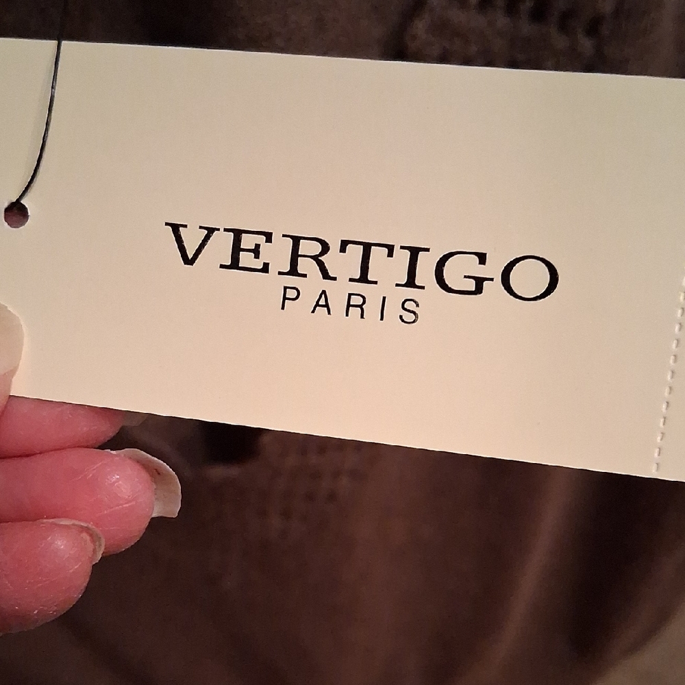 Vertigo Paris Taupe V-Neck Sleeveless Sweater - Picture 3 of 8